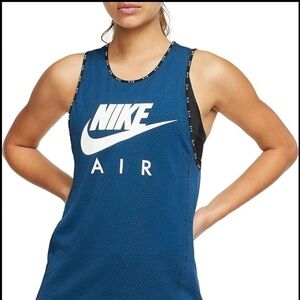 Nike women's scoop neck teal Dri-fit Tank Top - Medium